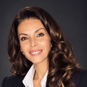 Portrait von Emel Akca Emdadi